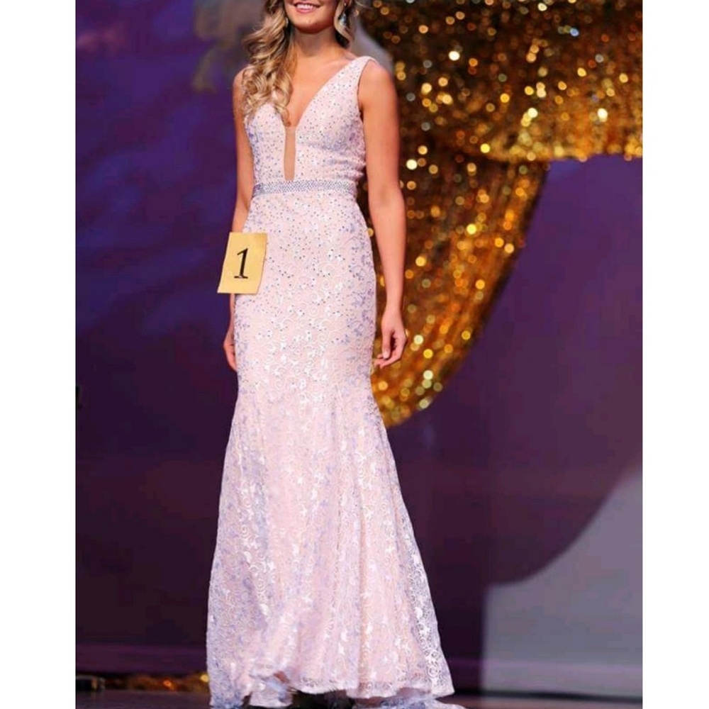 Jovani Pageant dress / prom dress size 2